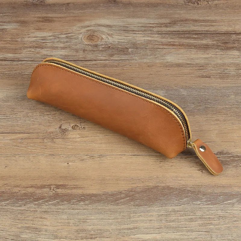 Estuche de cuero vintage con cierre para lápices - UpsArtes
